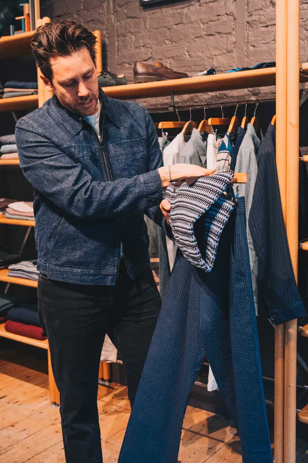 Home do fashion stylists provide the clothes